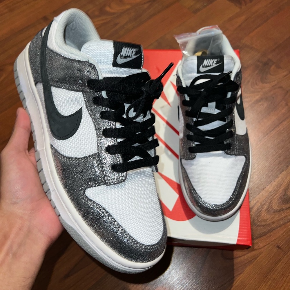 Nike Dunk Low ‘Golden Gals’
